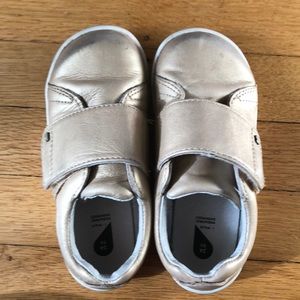Used Bobux Boston gold, toddler 24